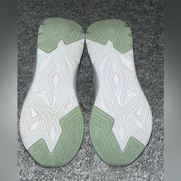 puma shoes size 8 - Picture 4 of 4
